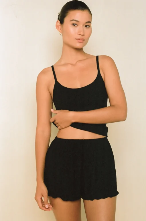 JUNI SHORT - BLACK
